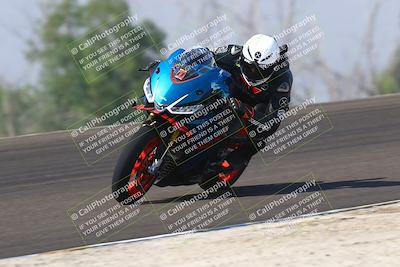 media/Sep-20-2025-TrackDaz (Sat) [[27f0cde673]]/A Group/11am (Turn 2)/